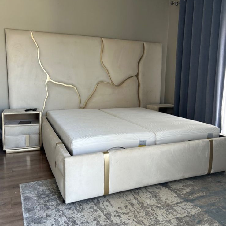 Azarna Overlapping Headboard