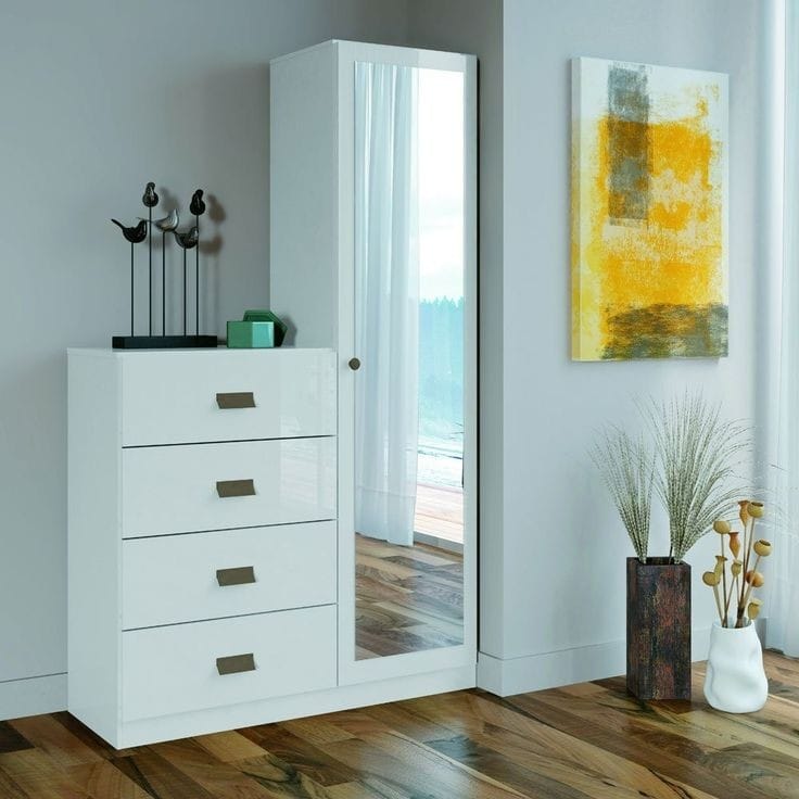 Liloh Mirror Cabinet